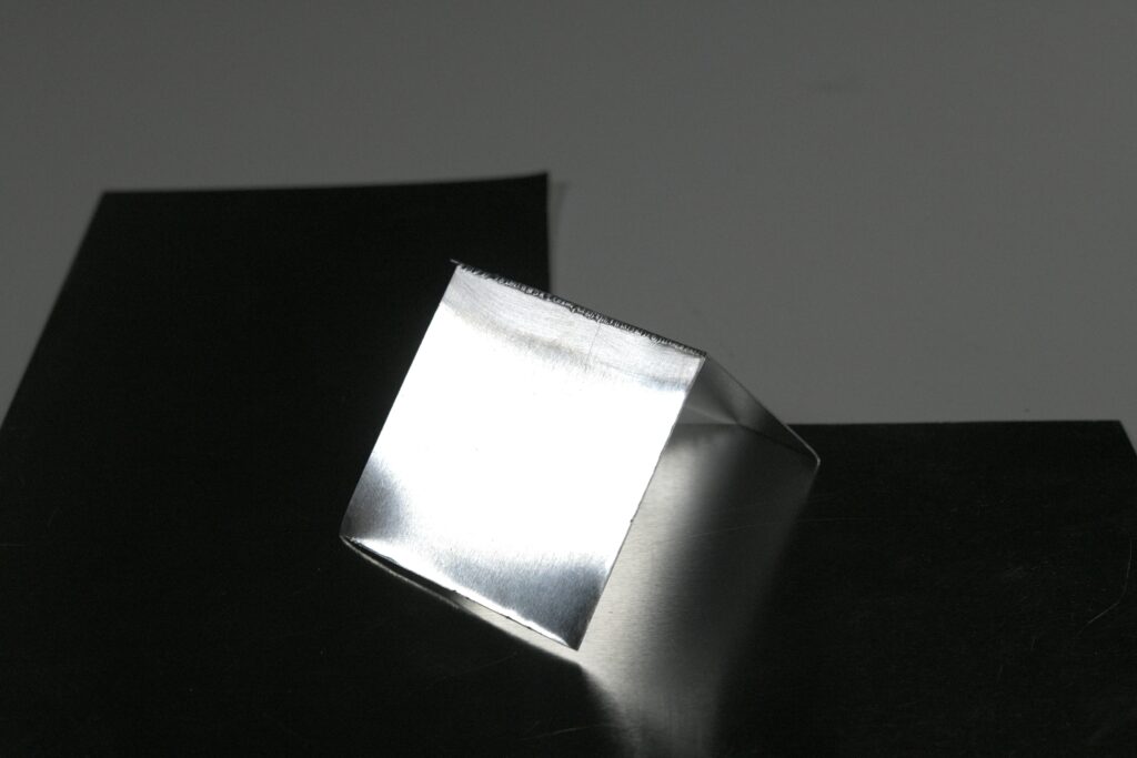 Sehr dünnes Aluminiumblech geschweißt